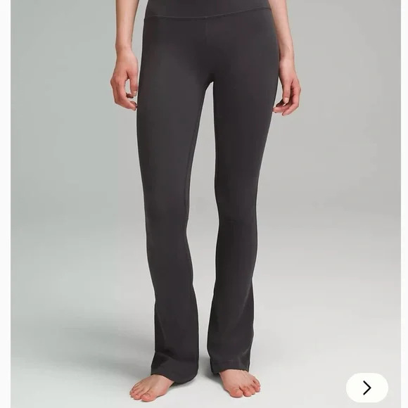 Lululemon Align high-rise mini flare pant (regular) - Picture 4 of 5